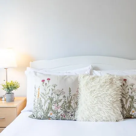 Guestready - Stylish Living In * Dublin
