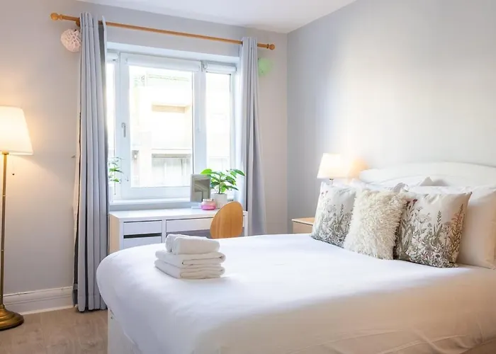 Апартаменты Guestready - Stylish Living In